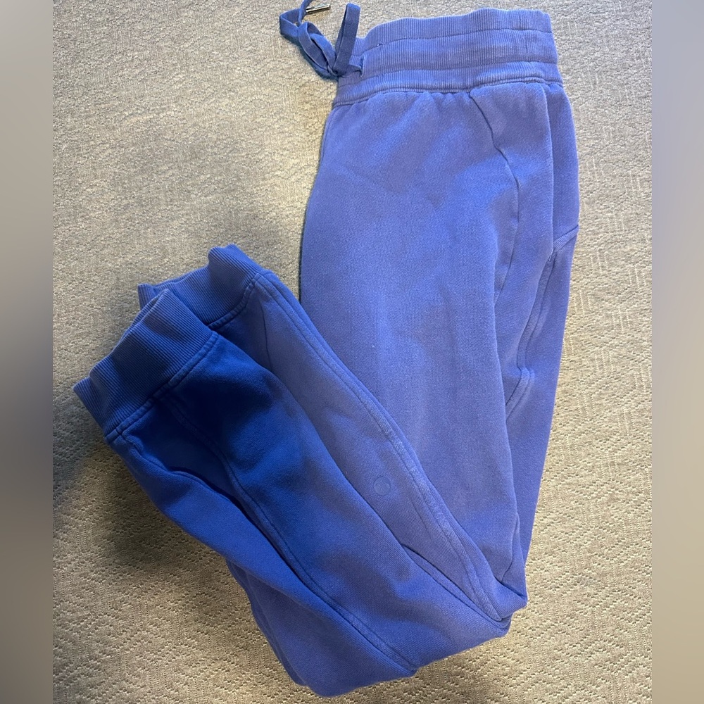 Blue Lulu Lemon scuba joggers regular length